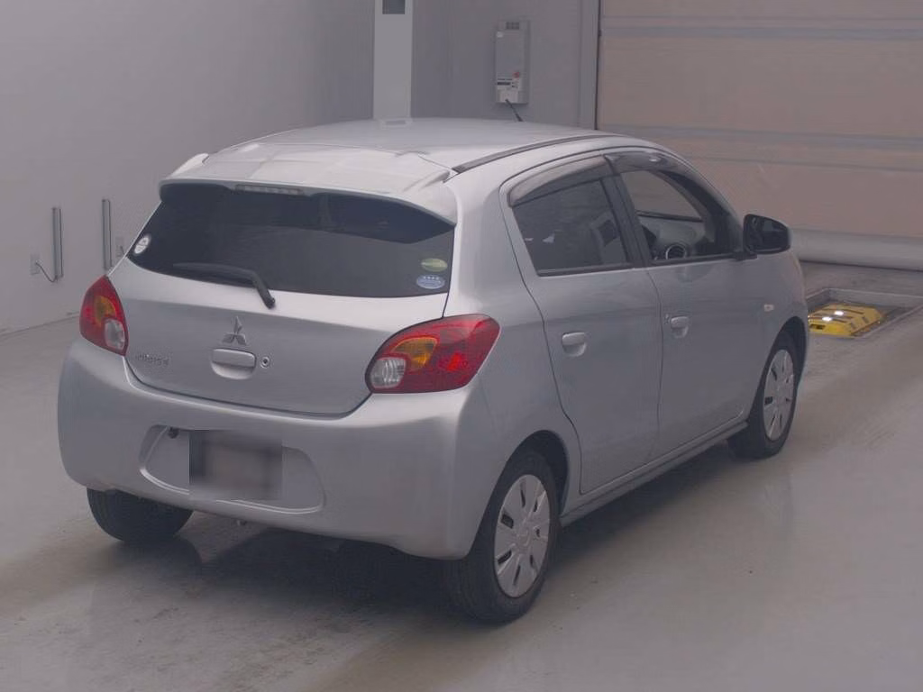 MITSUBISHI MIRAGE