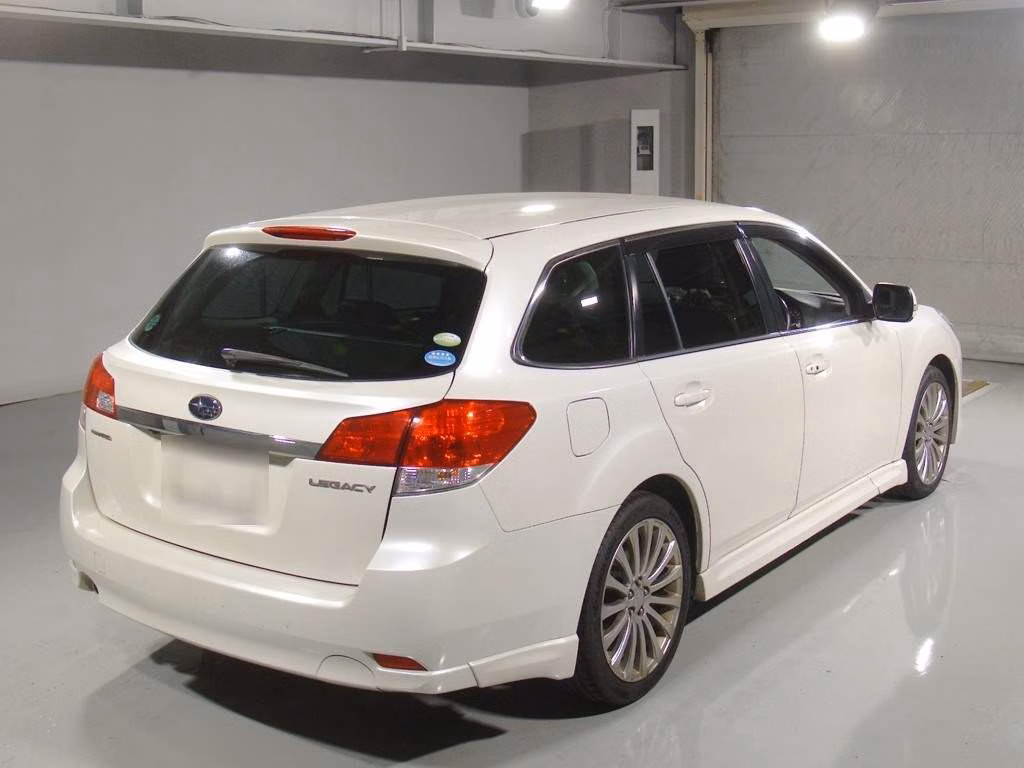 SUBARU LEGACY