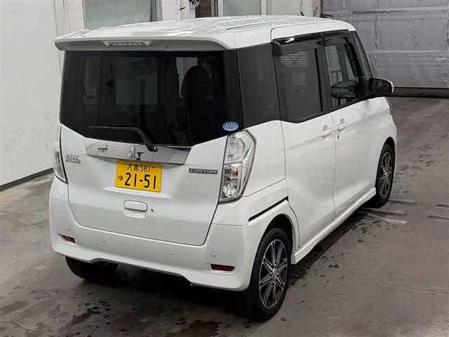 MITSUBISHI EK SPACE