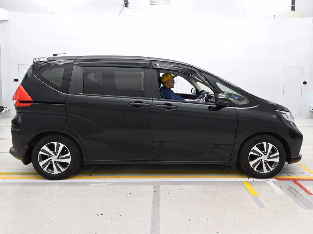 HONDA FREED+