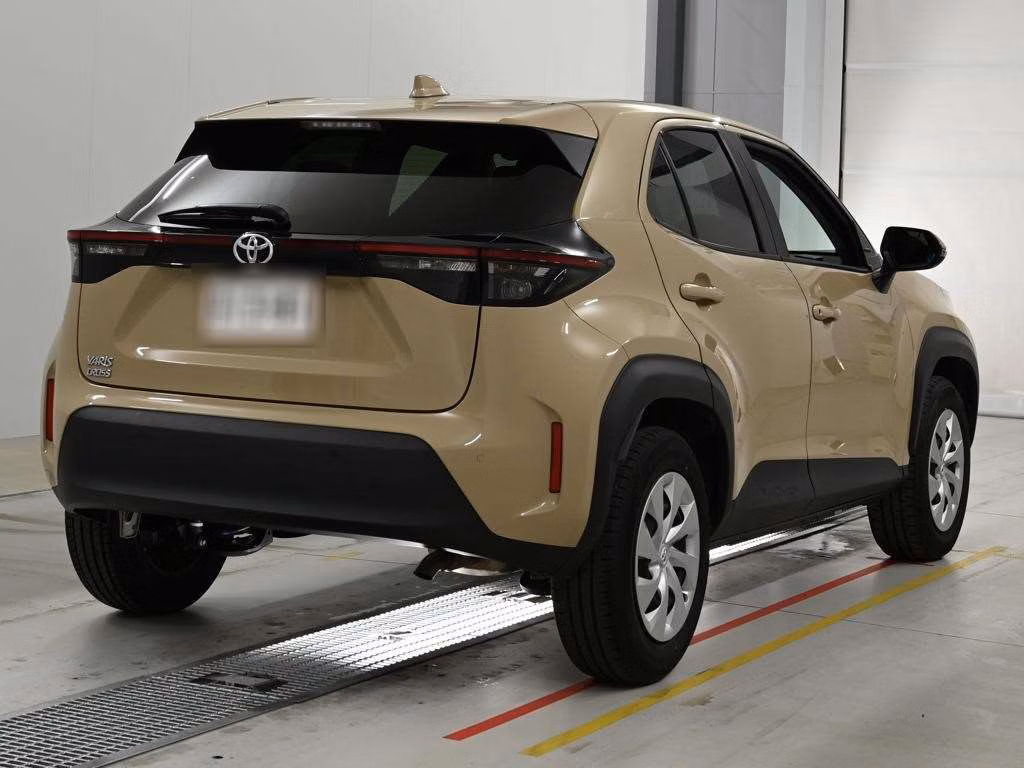 TOYOTA YARIS CROSS