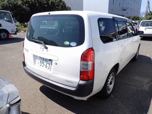 MAZDA FAMILIA