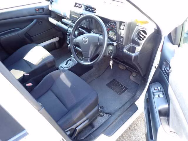 MAZDA FAMILIA