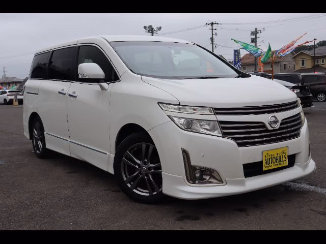 NISSAN ELGRAND