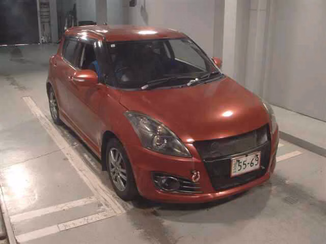 SUZUKI SWIFT