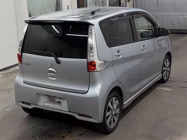 MITSUBISHI EK CUSTOM