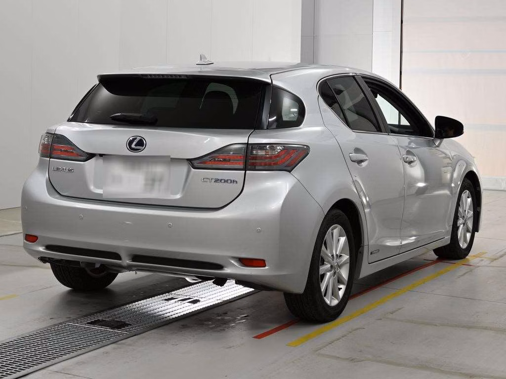 LEXUS CT200H