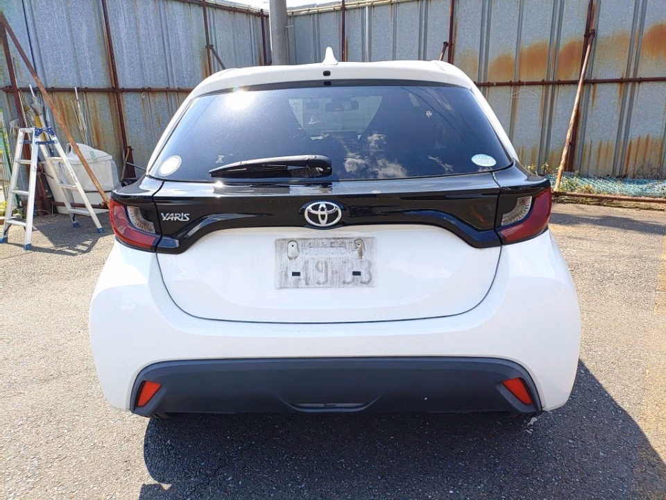 TOYOTA YARIS