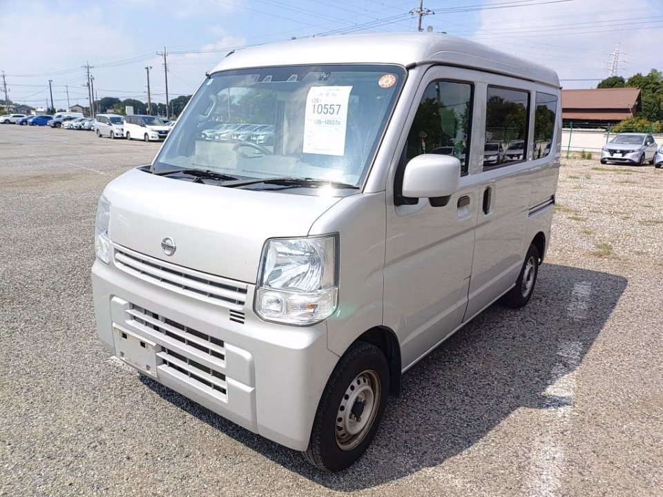 NISSAN NV100 CLIPPER