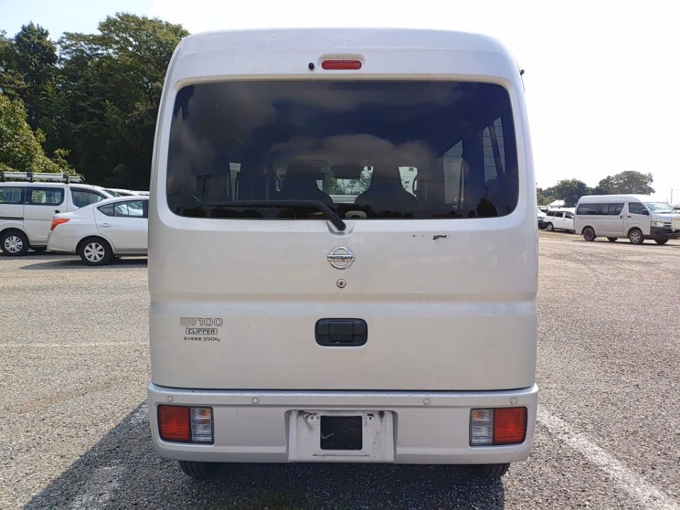 NISSAN NV100 CLIPPER