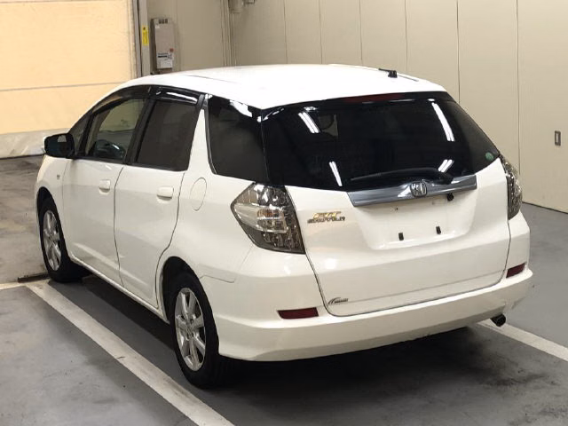HONDA FIT SHUTTLE