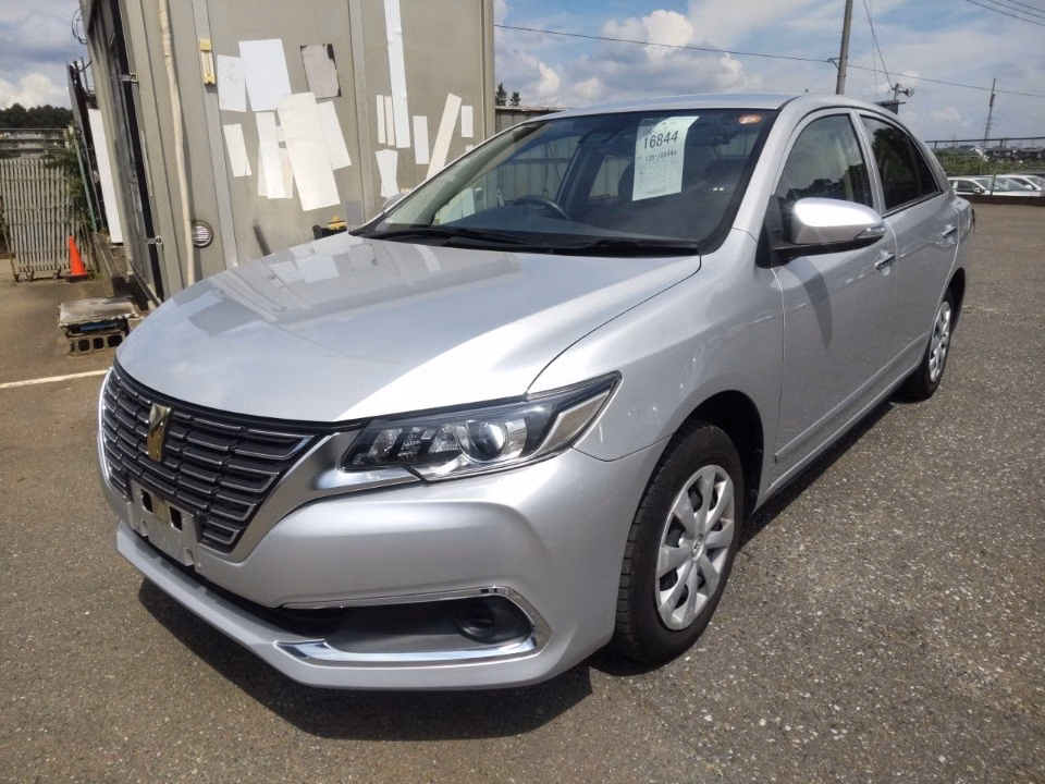 TOYOTA PREMIO