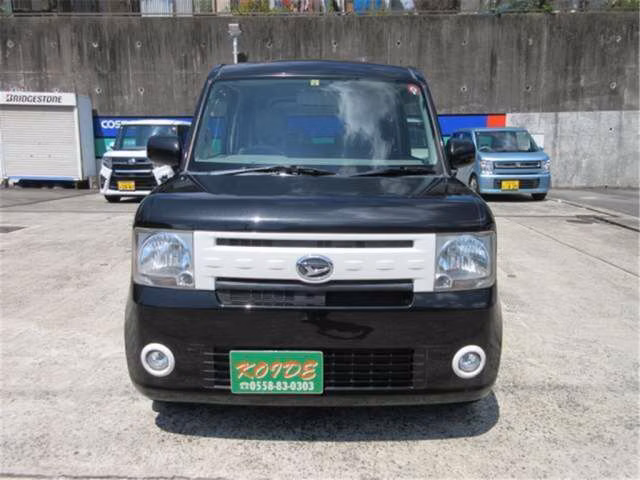 DAIHATSU MOVE CONTE