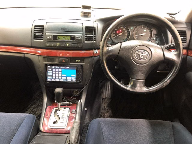 TOYOTA MARK II