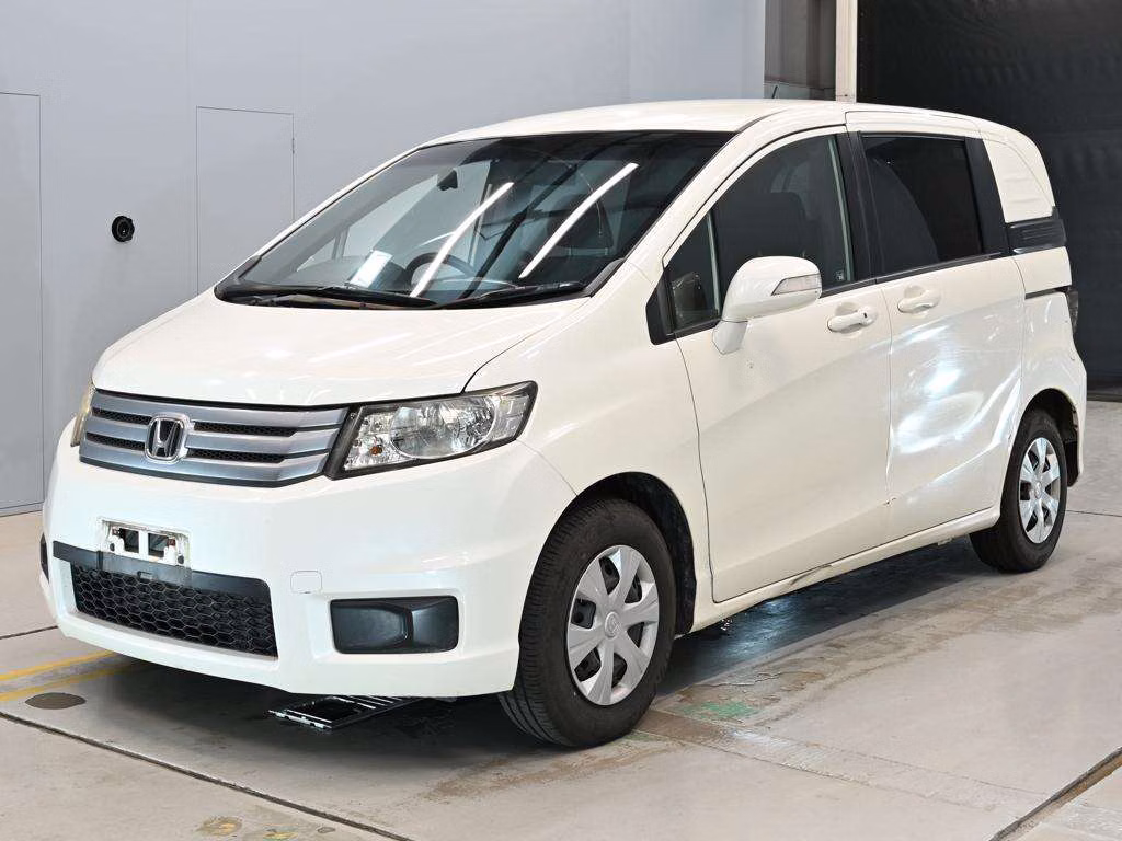 HONDA FREED SPIKE