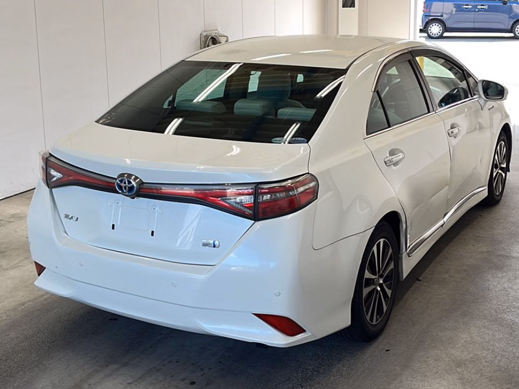 TOYOTA SAI