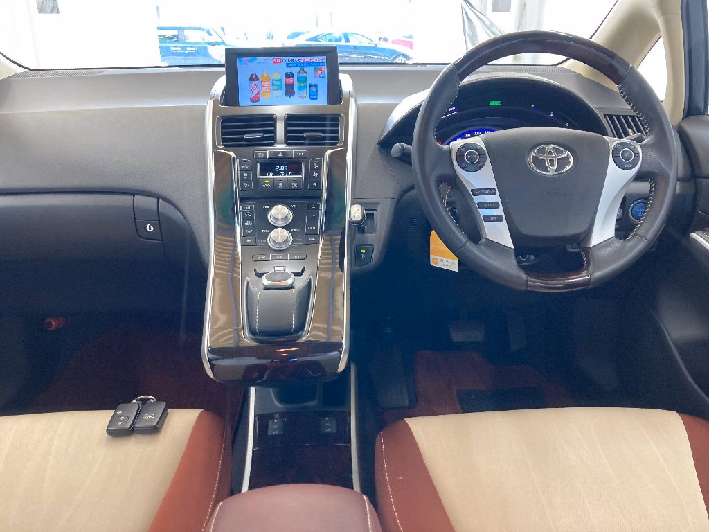 TOYOTA SAI