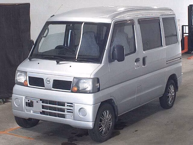 NISSAN CLIPPER