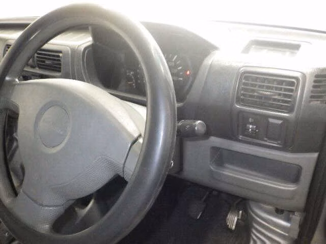 NISSAN CLIPPER