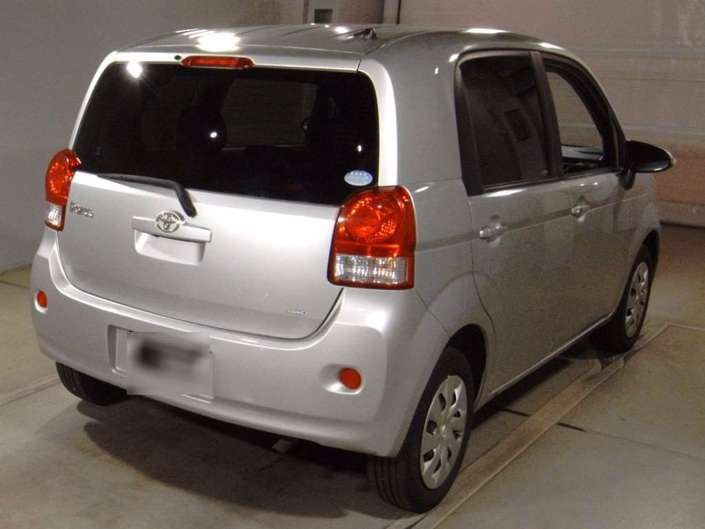 TOYOTA PORTE