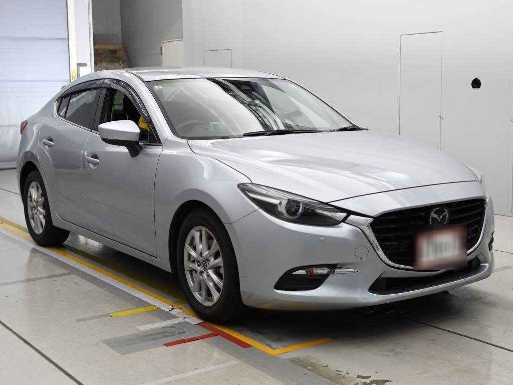 MAZDA AXELA