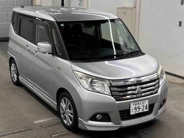 MITSUBISHI DELICA D:2