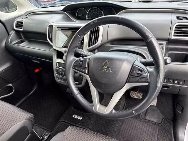 MITSUBISHI DELICA D:2