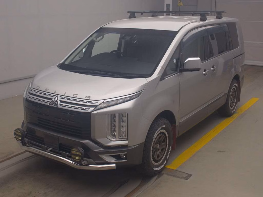 MITSUBISHI DELICA D:5