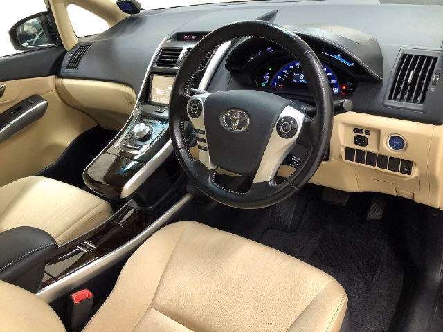 TOYOTA SAI