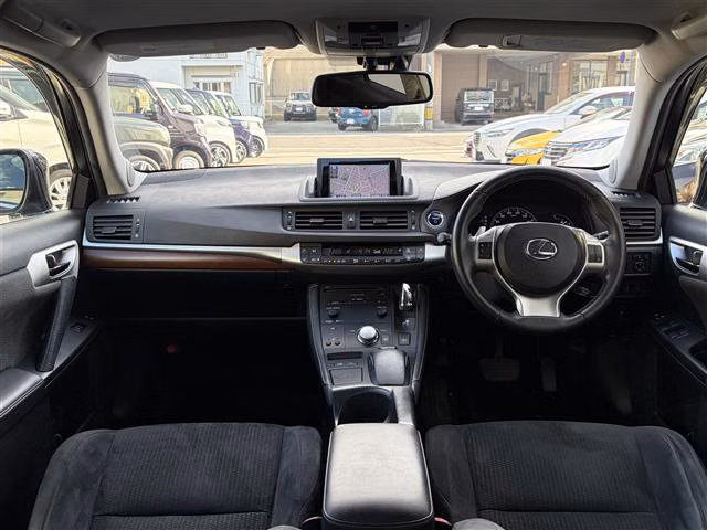 LEXUS CT200H