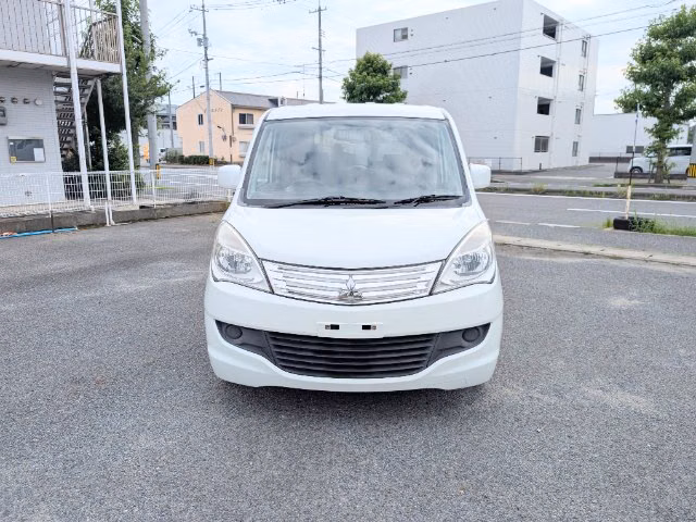 MITSUBISHI DELICA D:2