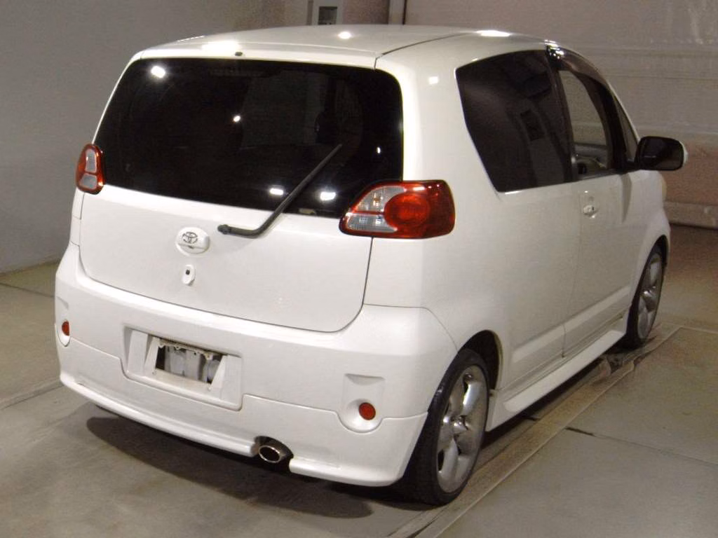 TOYOTA PORTE