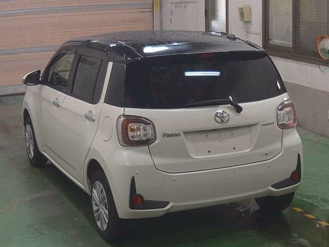 TOYOTA PASSO