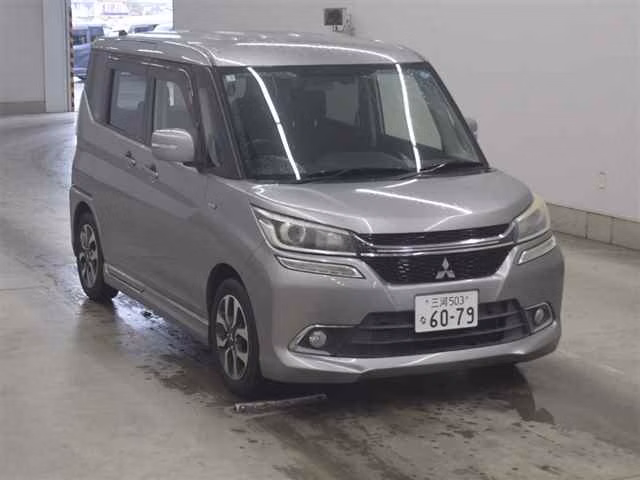 MITSUBISHI DELICA D:2