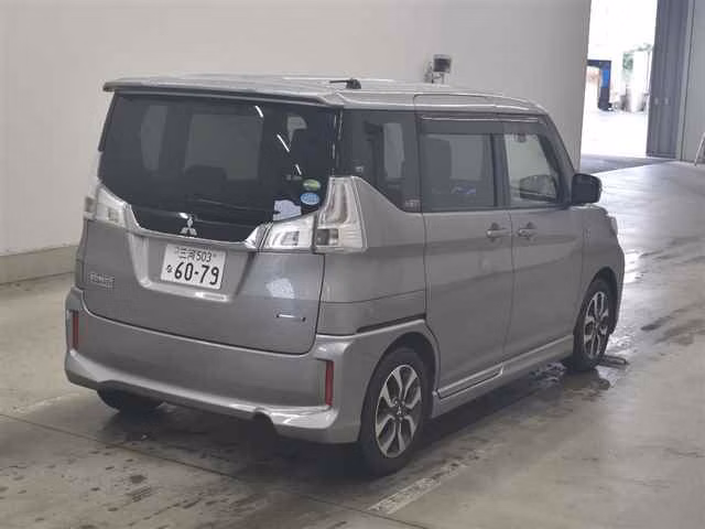 MITSUBISHI DELICA D:2