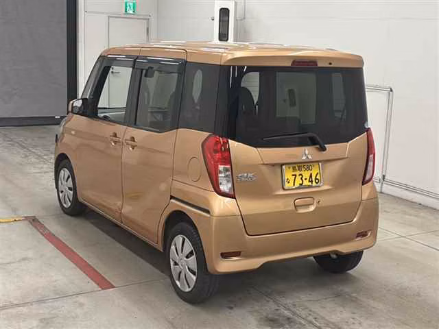 MITSUBISHI EK SPACE