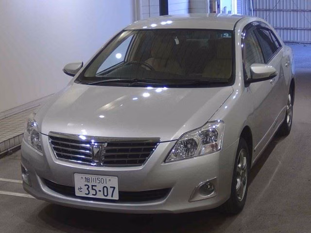 TOYOTA PREMIO