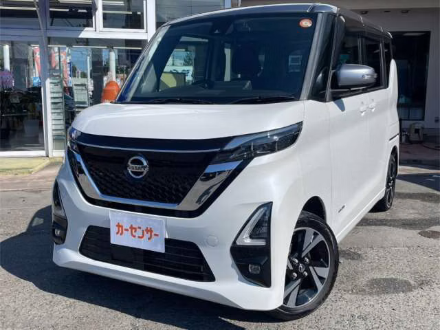 NISSAN ROOX
