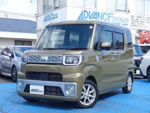 DAIHATSU WAKE