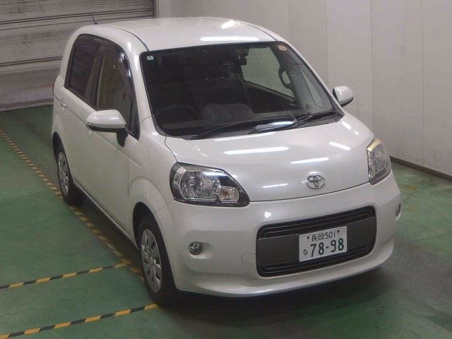 TOYOTA PORTE