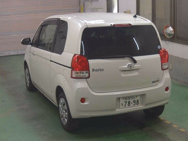 TOYOTA PORTE