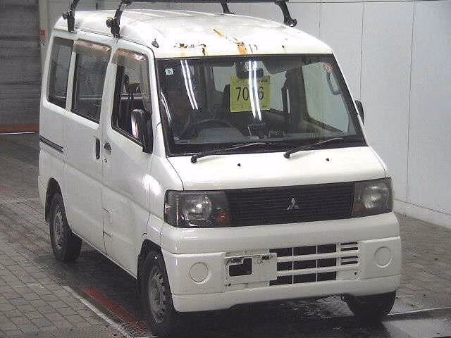 MITSUBISHI MINICAB