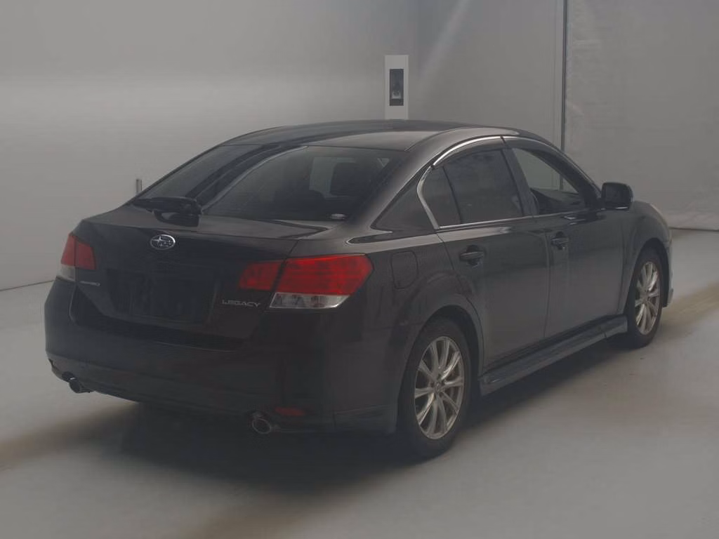 SUBARU LEGACY B4