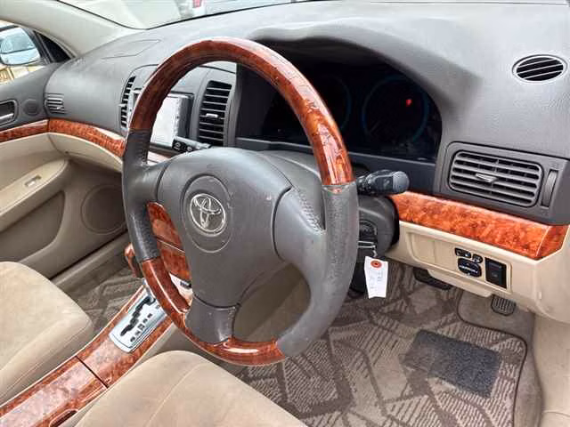TOYOTA PREMIO