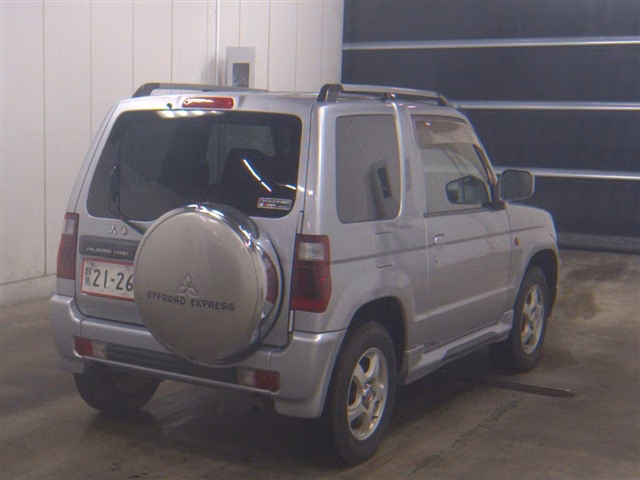 MITSUBISHI PAJERO MINI
