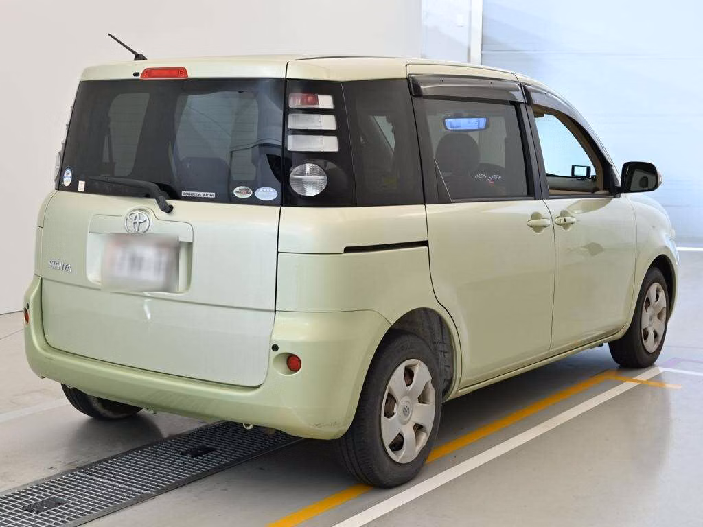 TOYOTA SIENTA