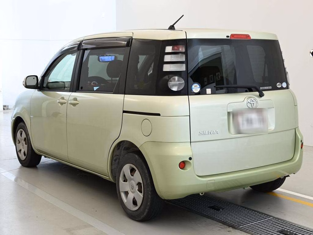 TOYOTA SIENTA