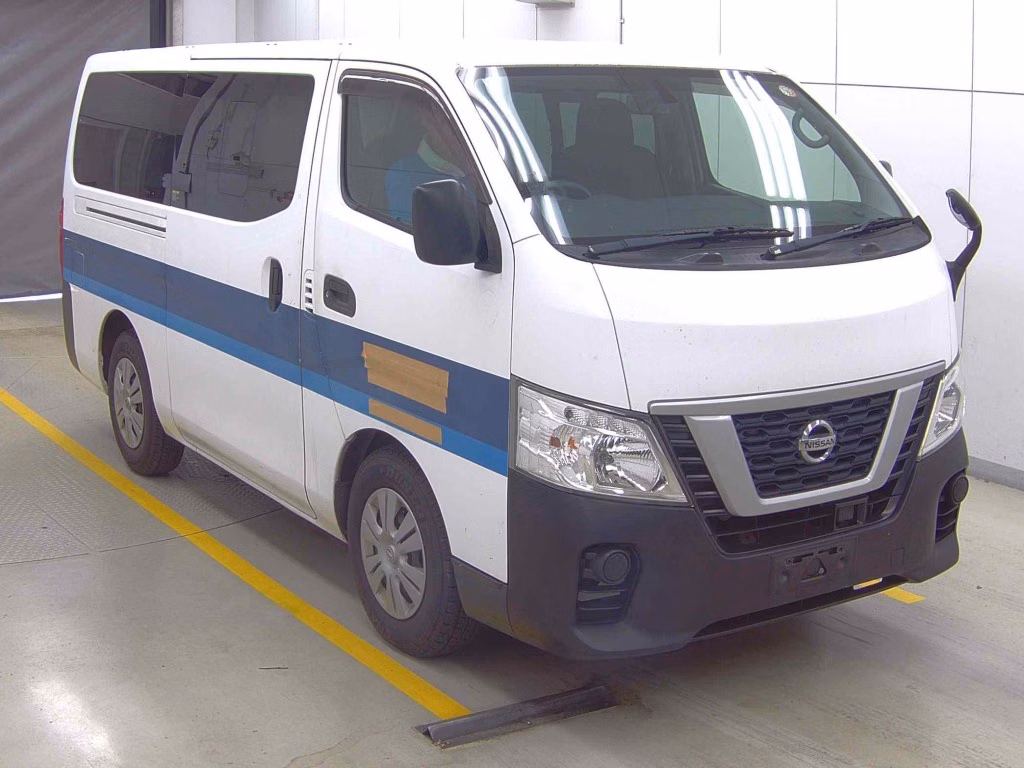 NISSAN NV350 CARAVAN
