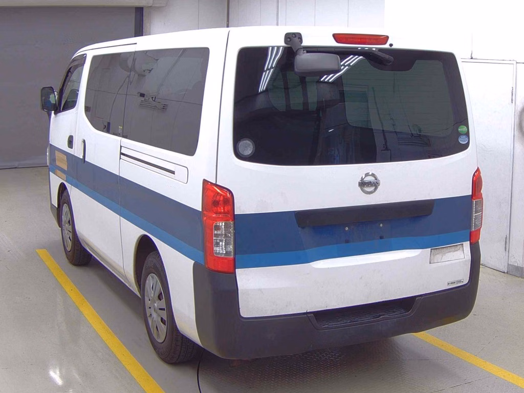 NISSAN NV350 CARAVAN