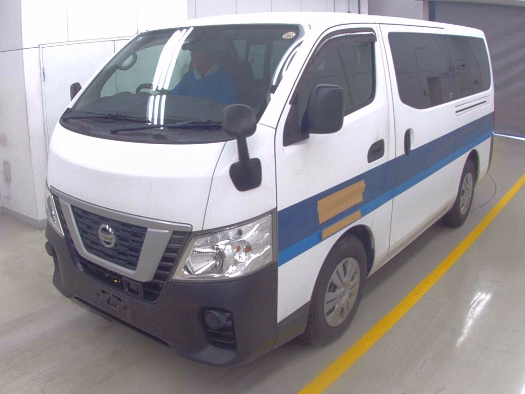 NISSAN NV350 CARAVAN